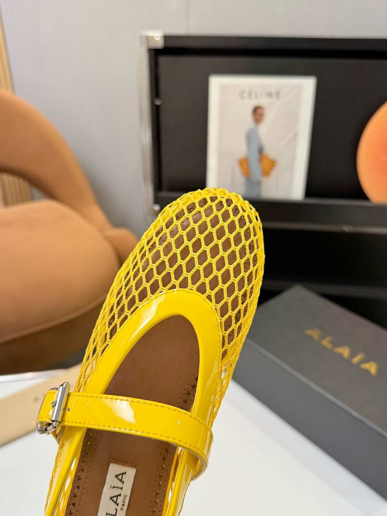 Alaia Shoes AAA(Women)-016