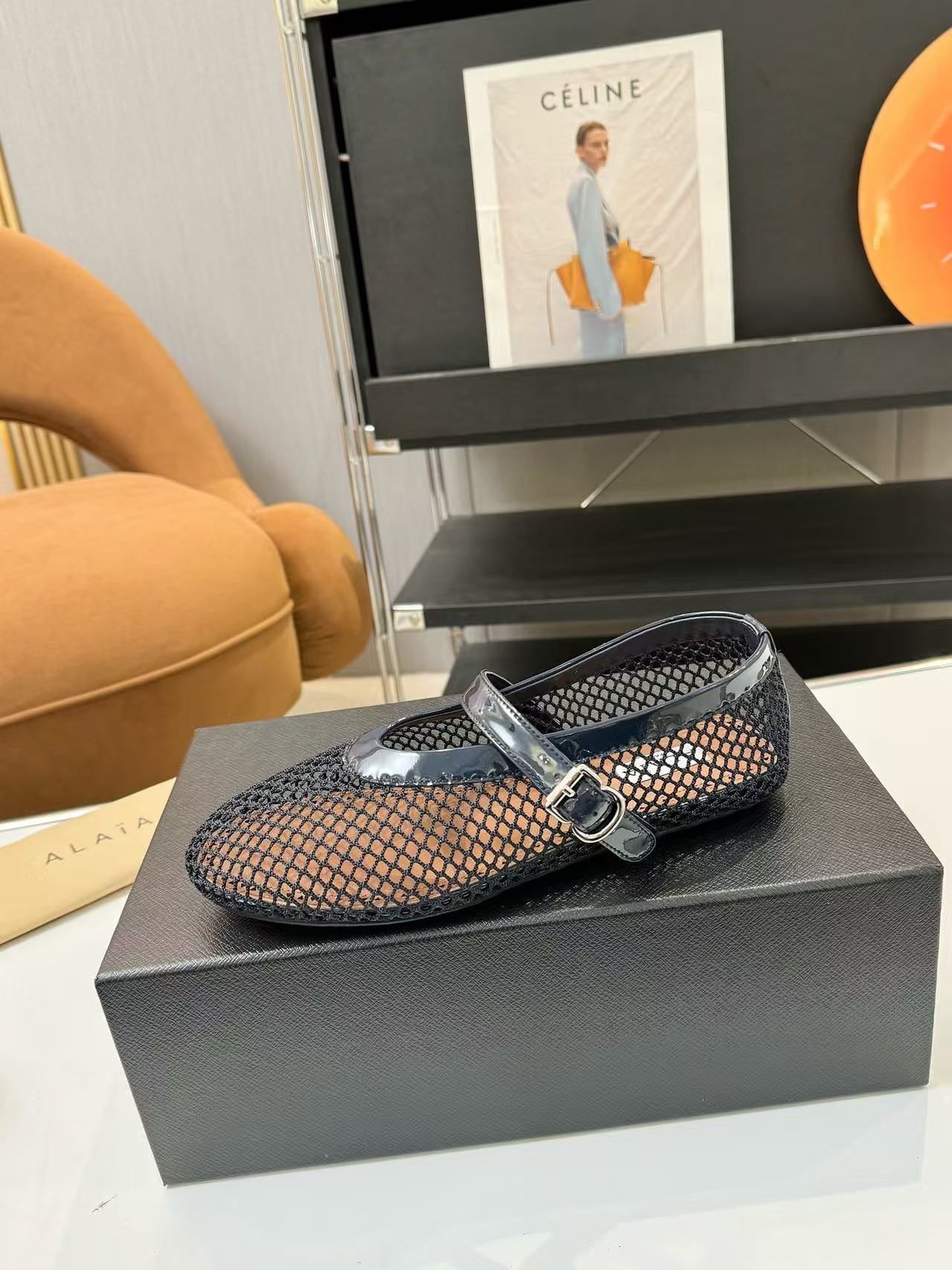 Alaia Shoes AAA(Women)-019