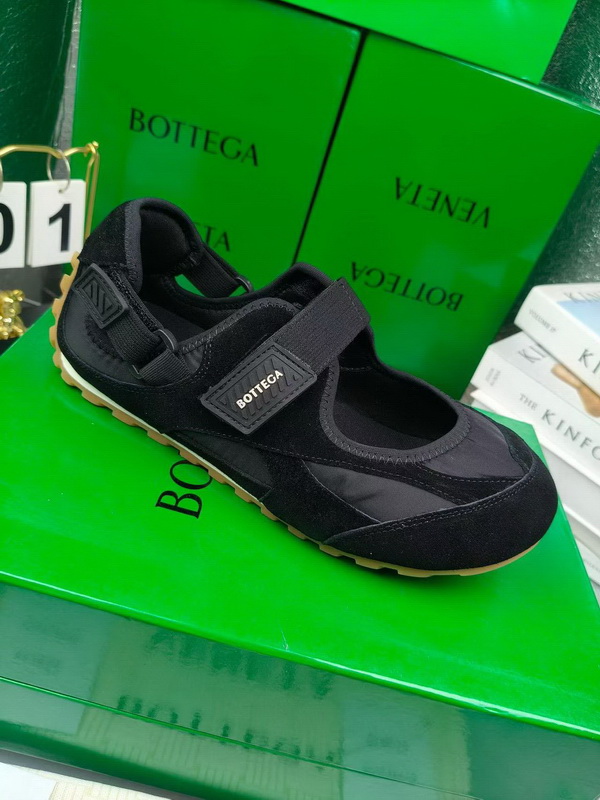 Bottega Veneta Shoes(AAA)-068