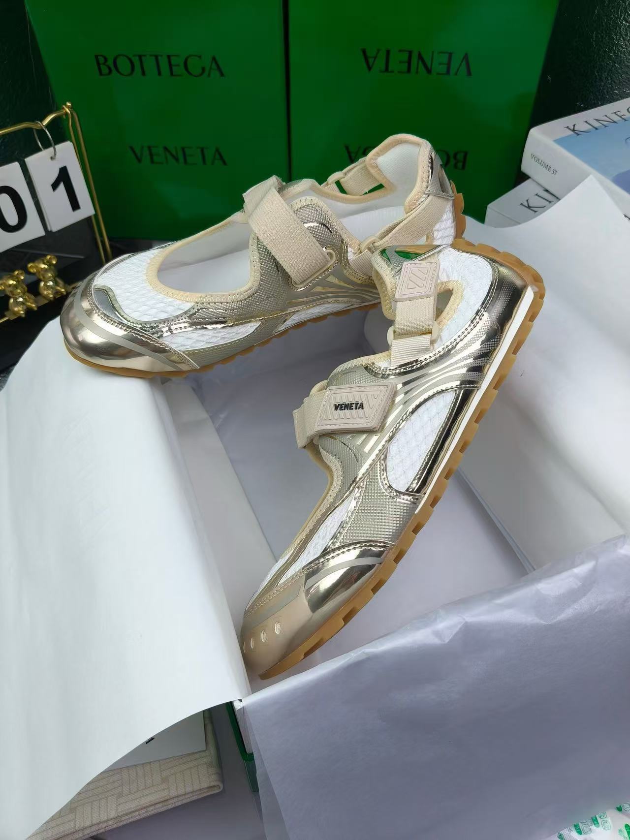 Bottega Veneta Shoes(AAA)-069