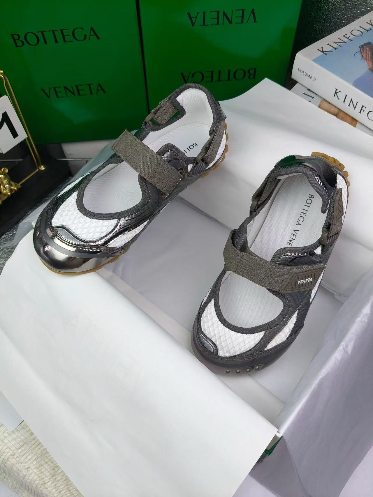 Bottega Veneta Shoes(AAA)-064