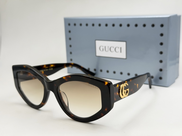 GUCCI Sunglasses(AAAA)-2390