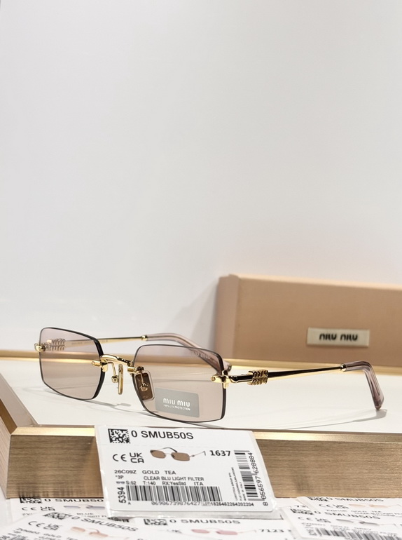 MIUMIU Sunglasses(AAAA)-309