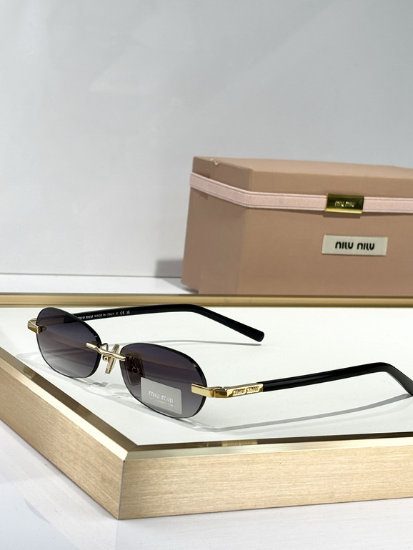 MIUMIU Sunglasses(AAAA)-1824
