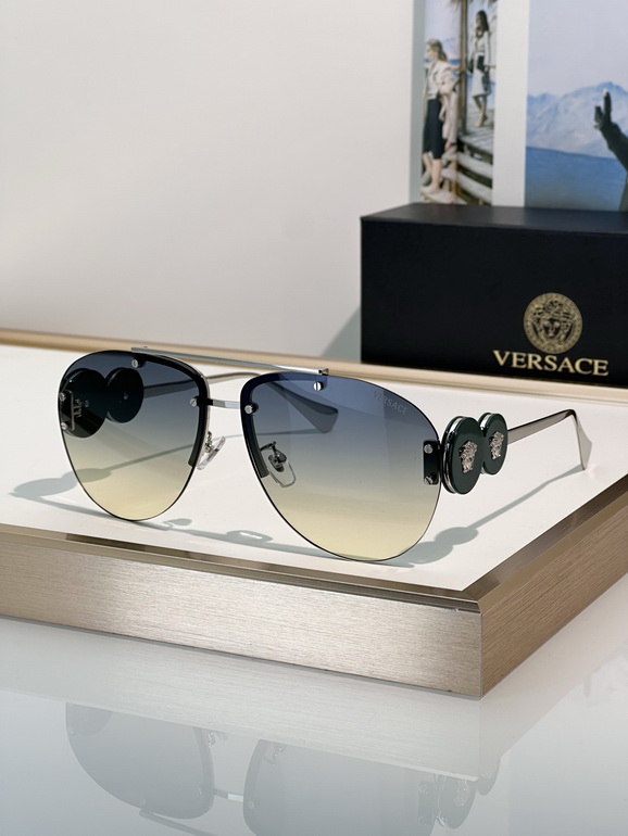 VERSACE Sunglasses(AAAA)-719