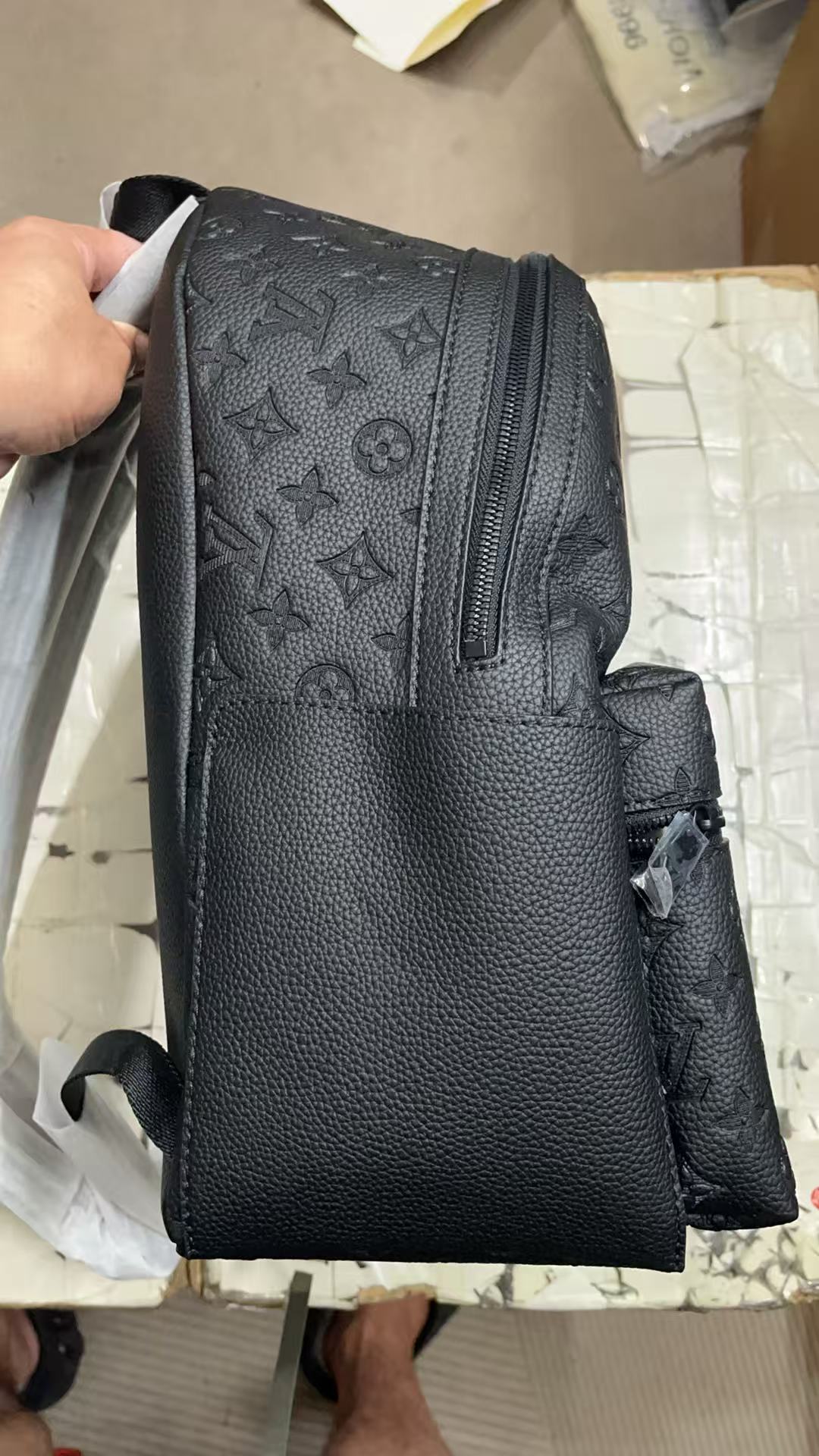 LV Backpack(AAA)-207