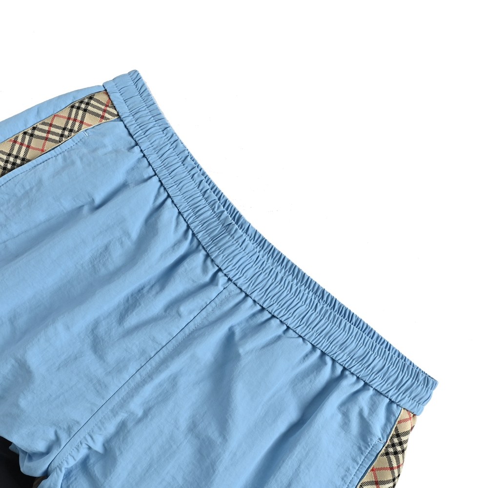 Burberry Shorts-140