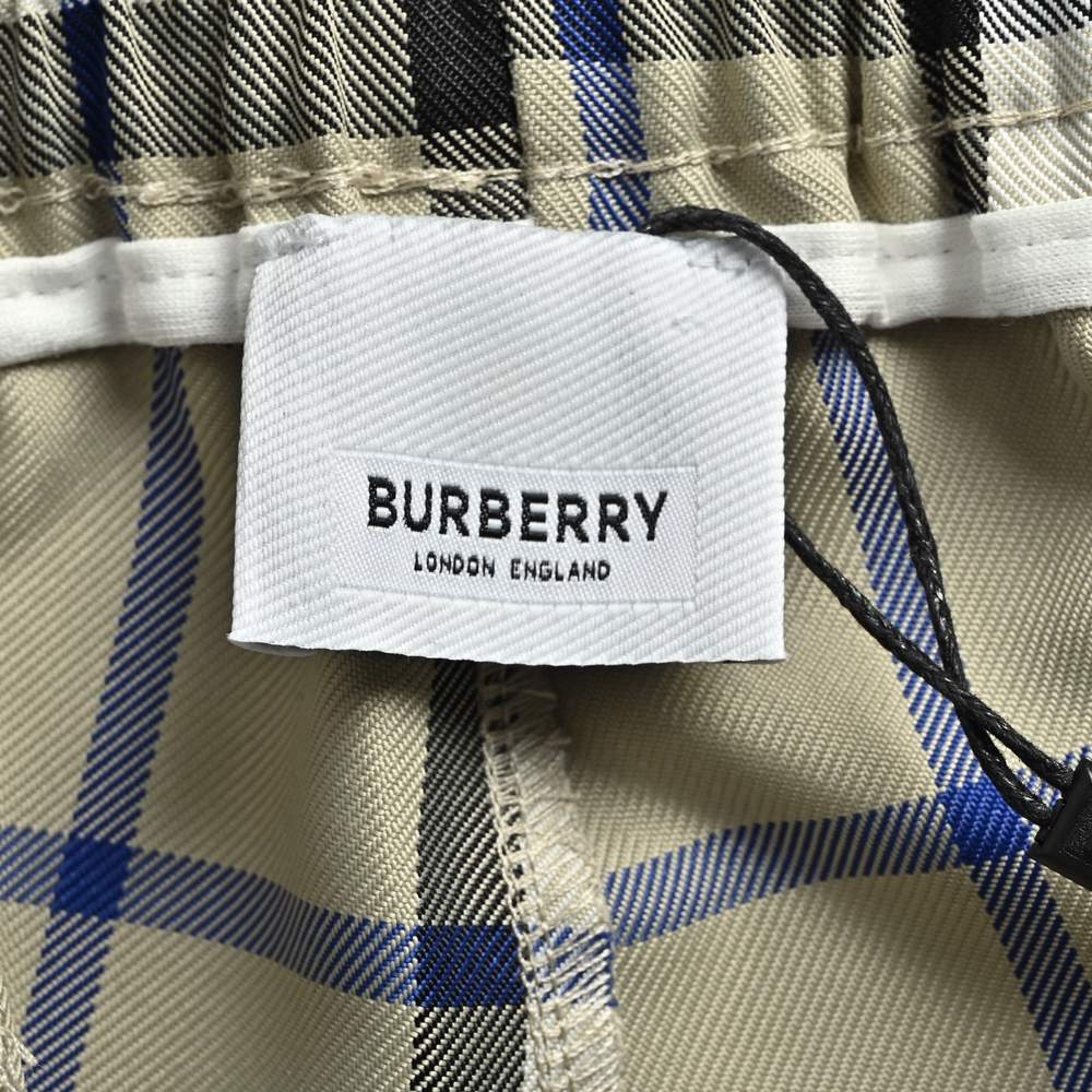 Burberry Shorts-084