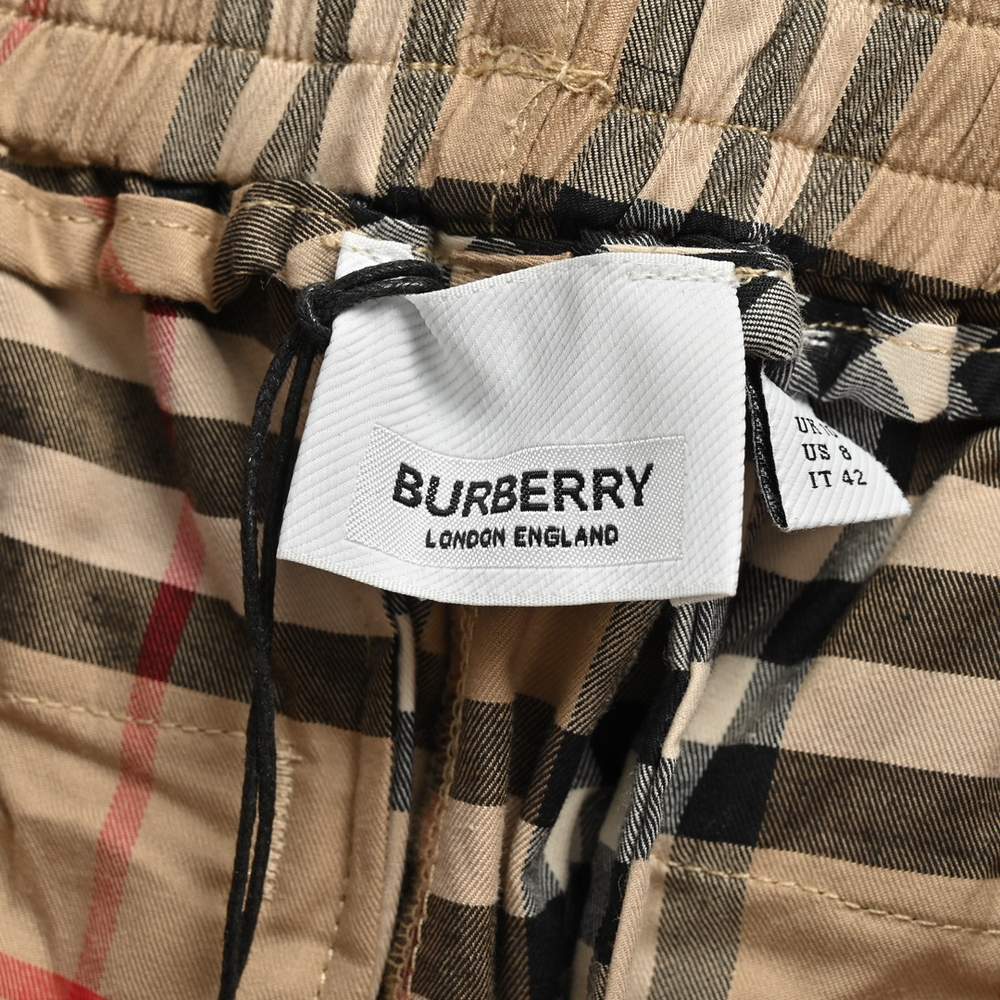 Burberry Shorts-174