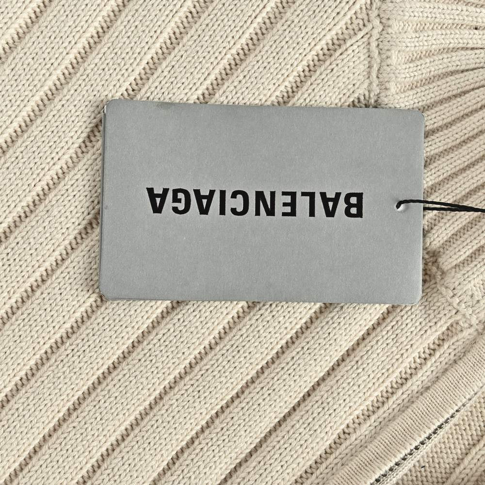 Balenciaga Sweater-046