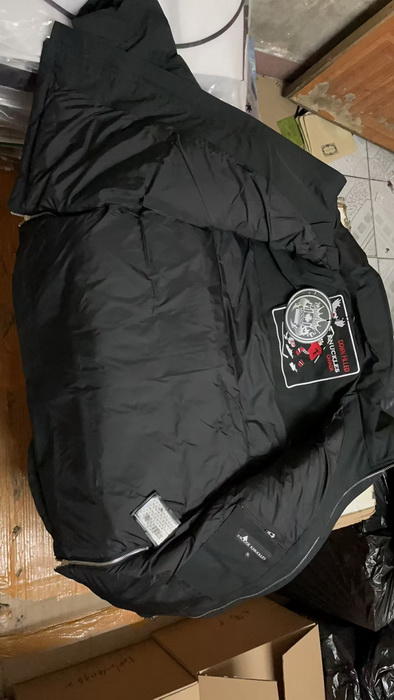 Moose Knuckles Coat-028