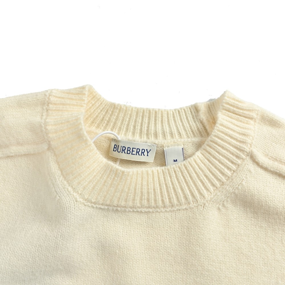 Burberry Sweater-069