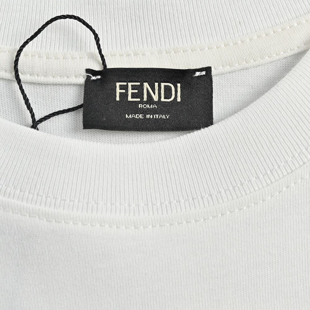 Fendi T-shirts-611