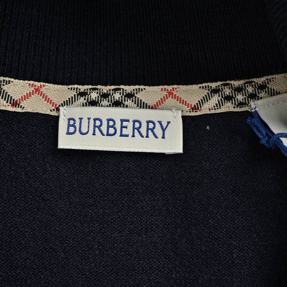 Burberry Sweater-070