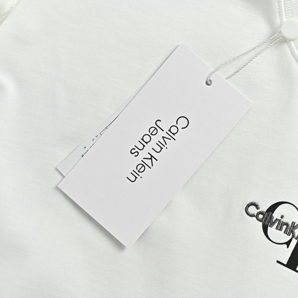 Calvin Klein T-shirts-008