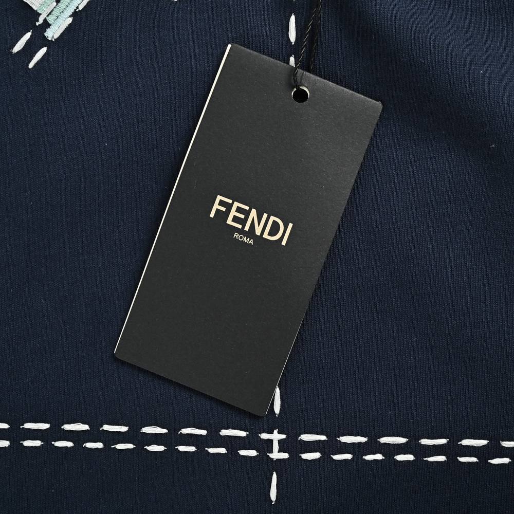 Fendi T-shirts-630