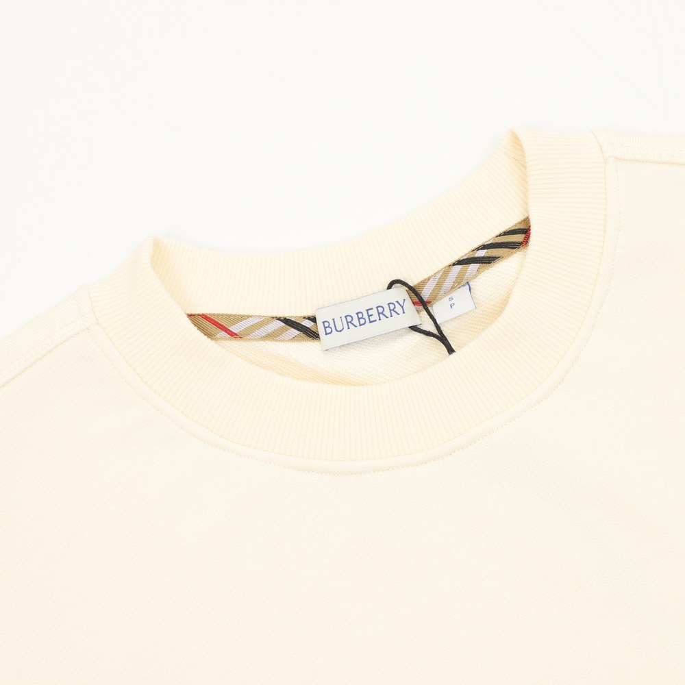GUCCI T-shirts-381