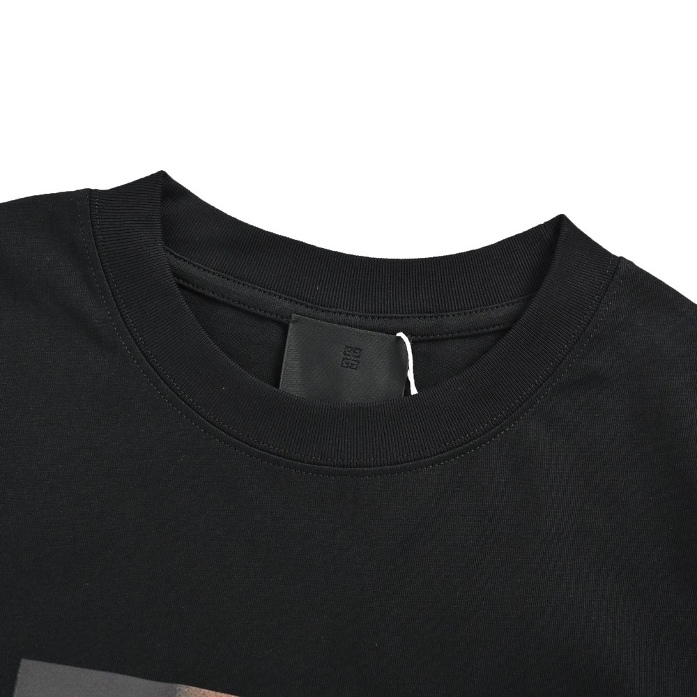 GIVENCHY T-shirts-093