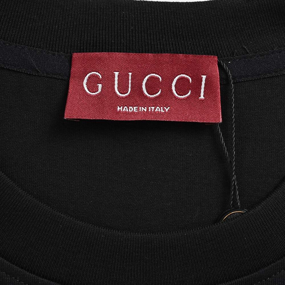 GUCCI T-shirts-300