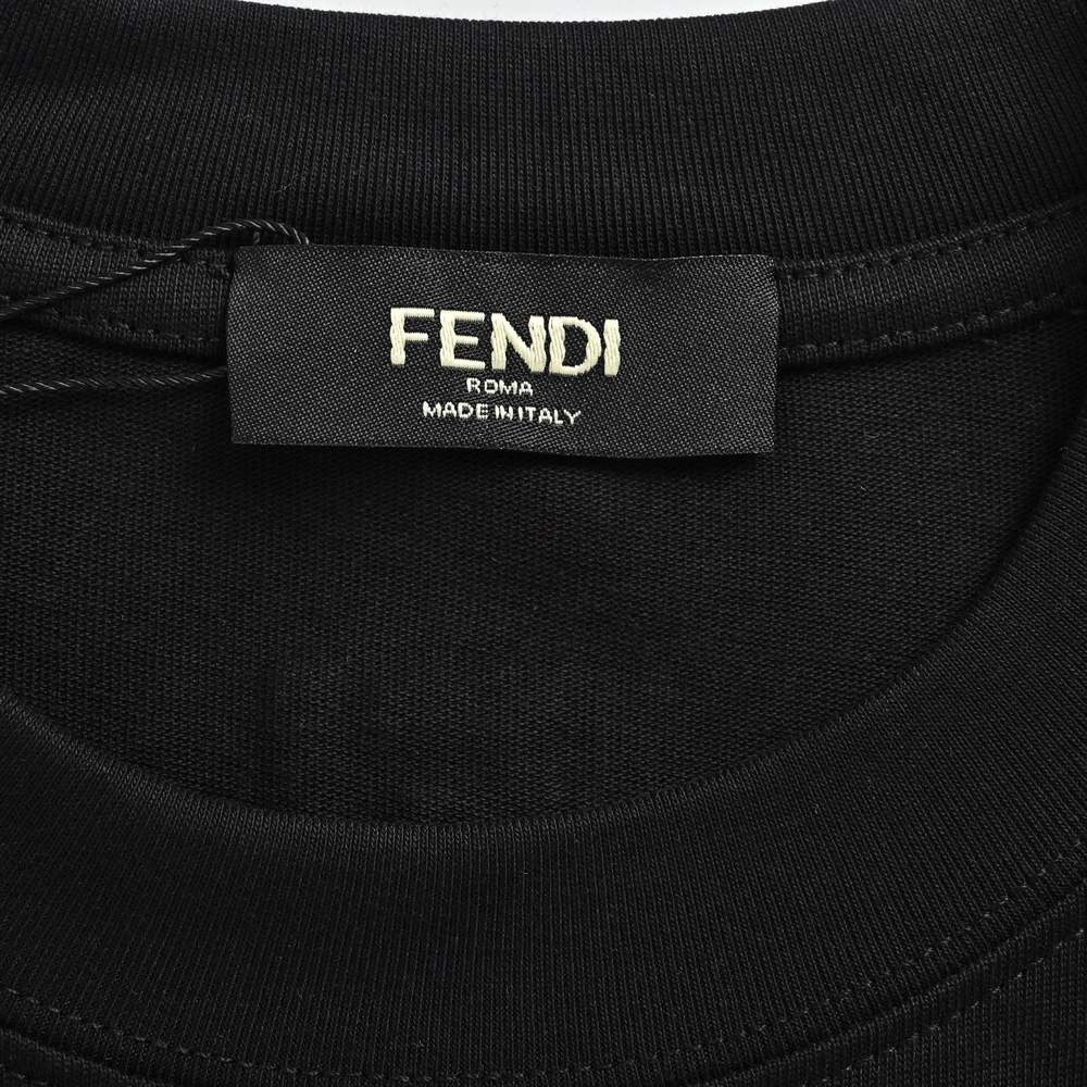 Fendi T-shirts-677