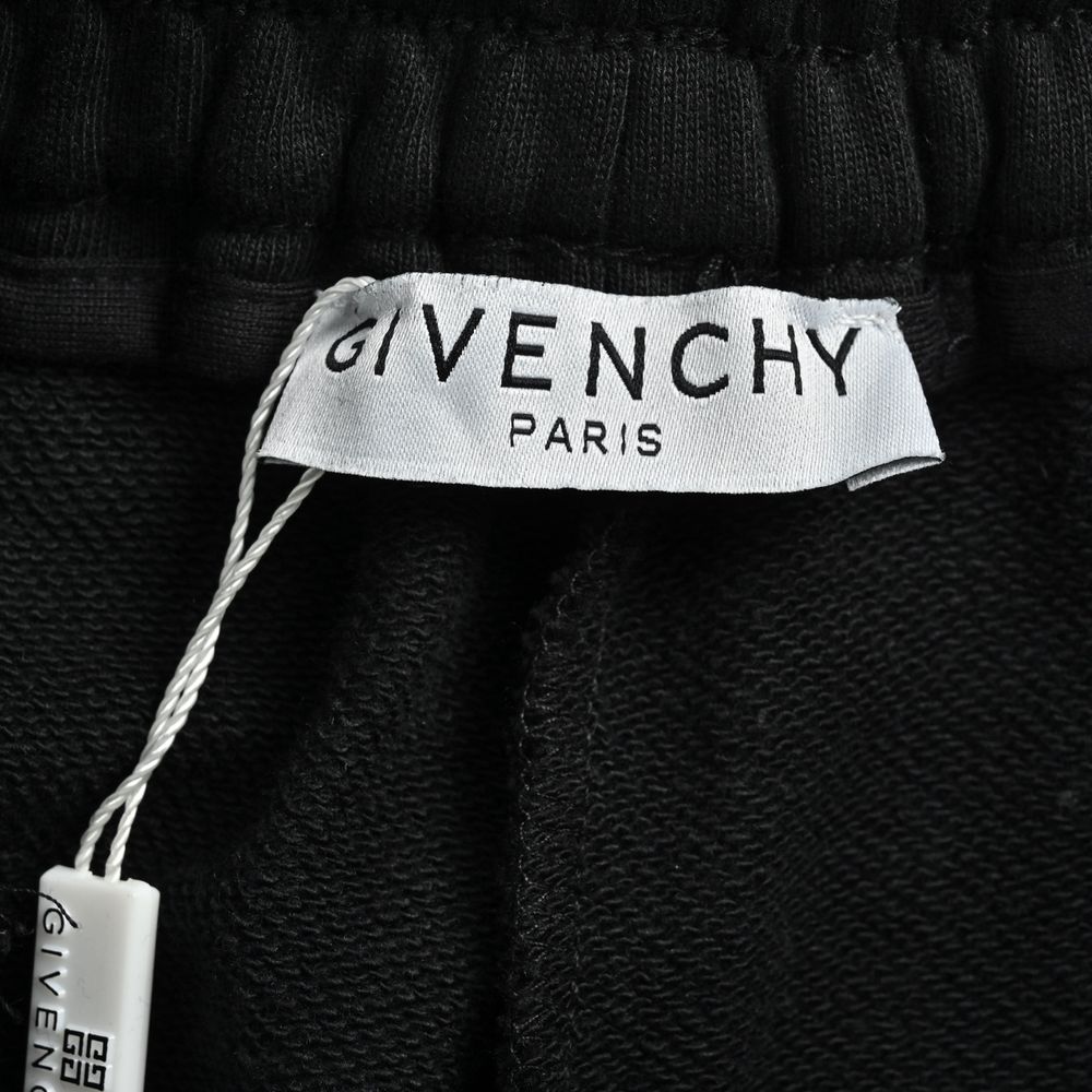 GIVENCHY Shorts-021