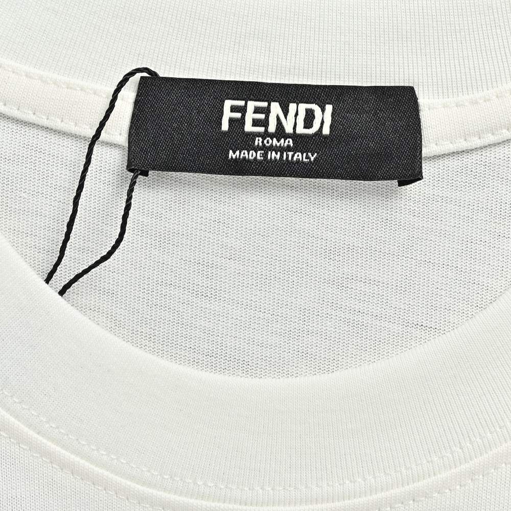 Fendi T-shirts-682