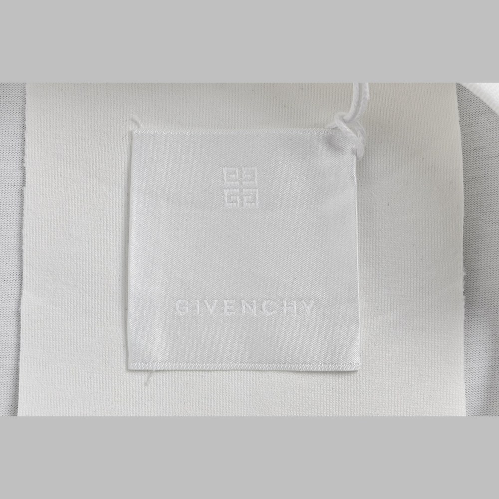 GIVENCHY T-shirts-054