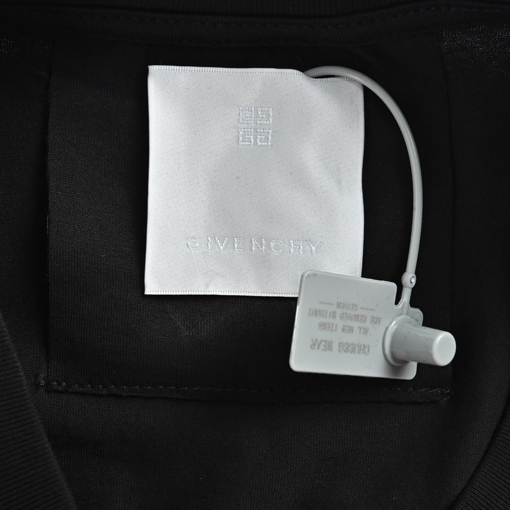 GIVENCHY T-shirts-063