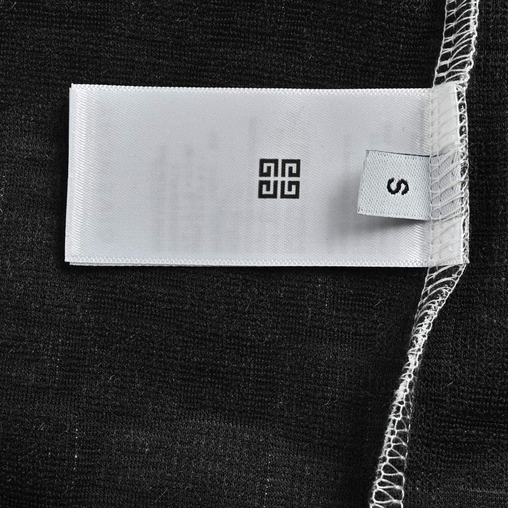 GIVENCHY T-shirts-075