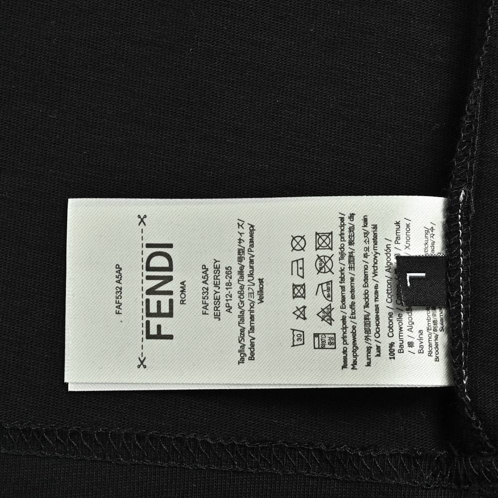 Fendi T-shirts-681