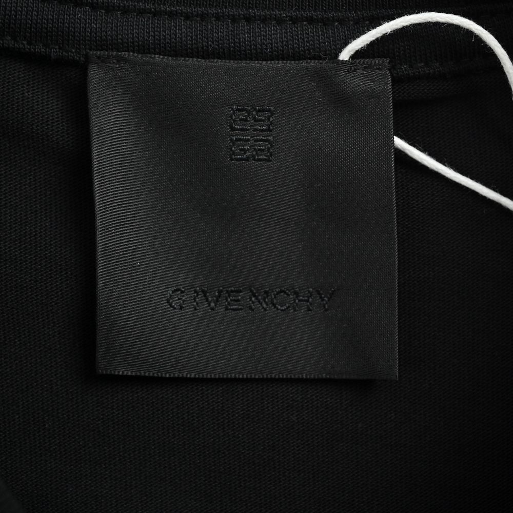 GIVENCHY T-shirts-085