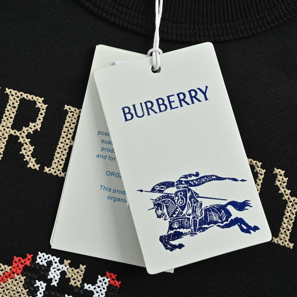GUCCI T-shirts-381