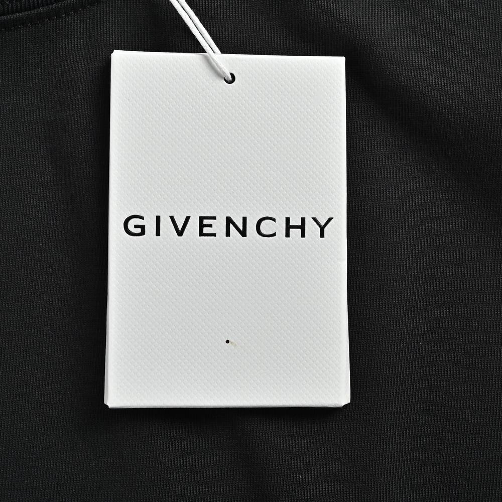 GIVENCHY T-shirts-089
