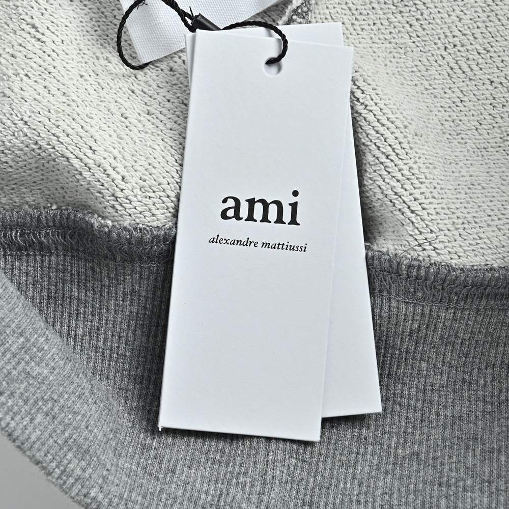 GUCCI T-shirts-381