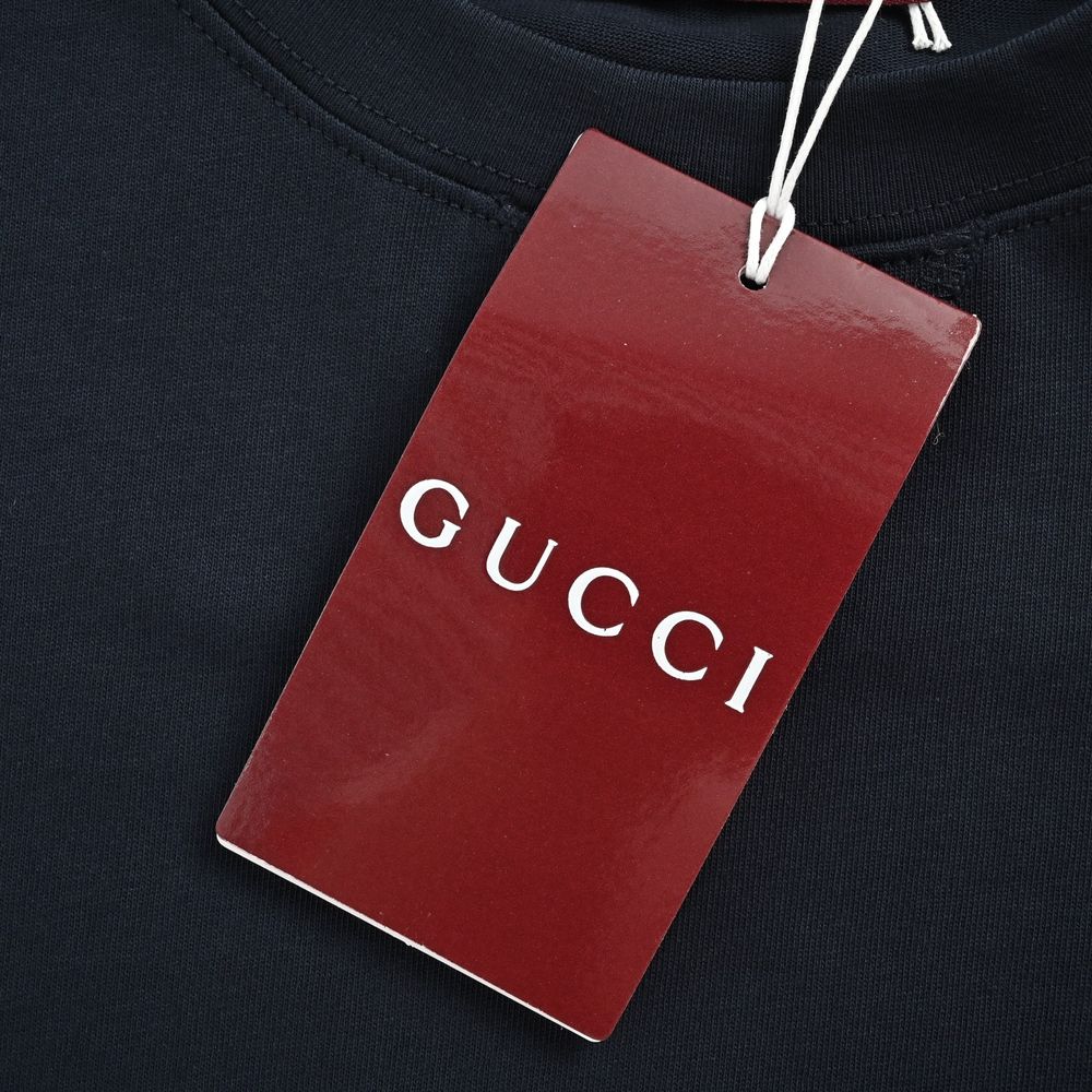 GUCCI T-shirts-289