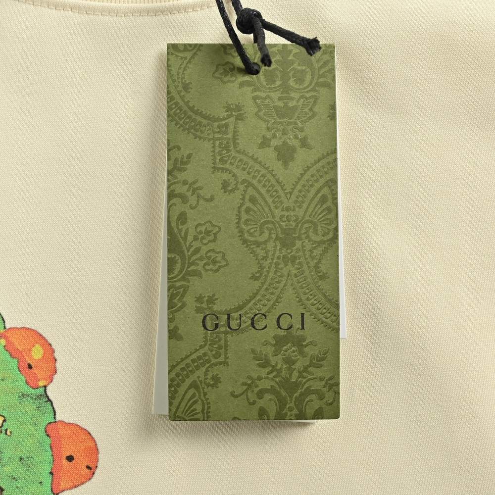 GUCCI T-shirts-394