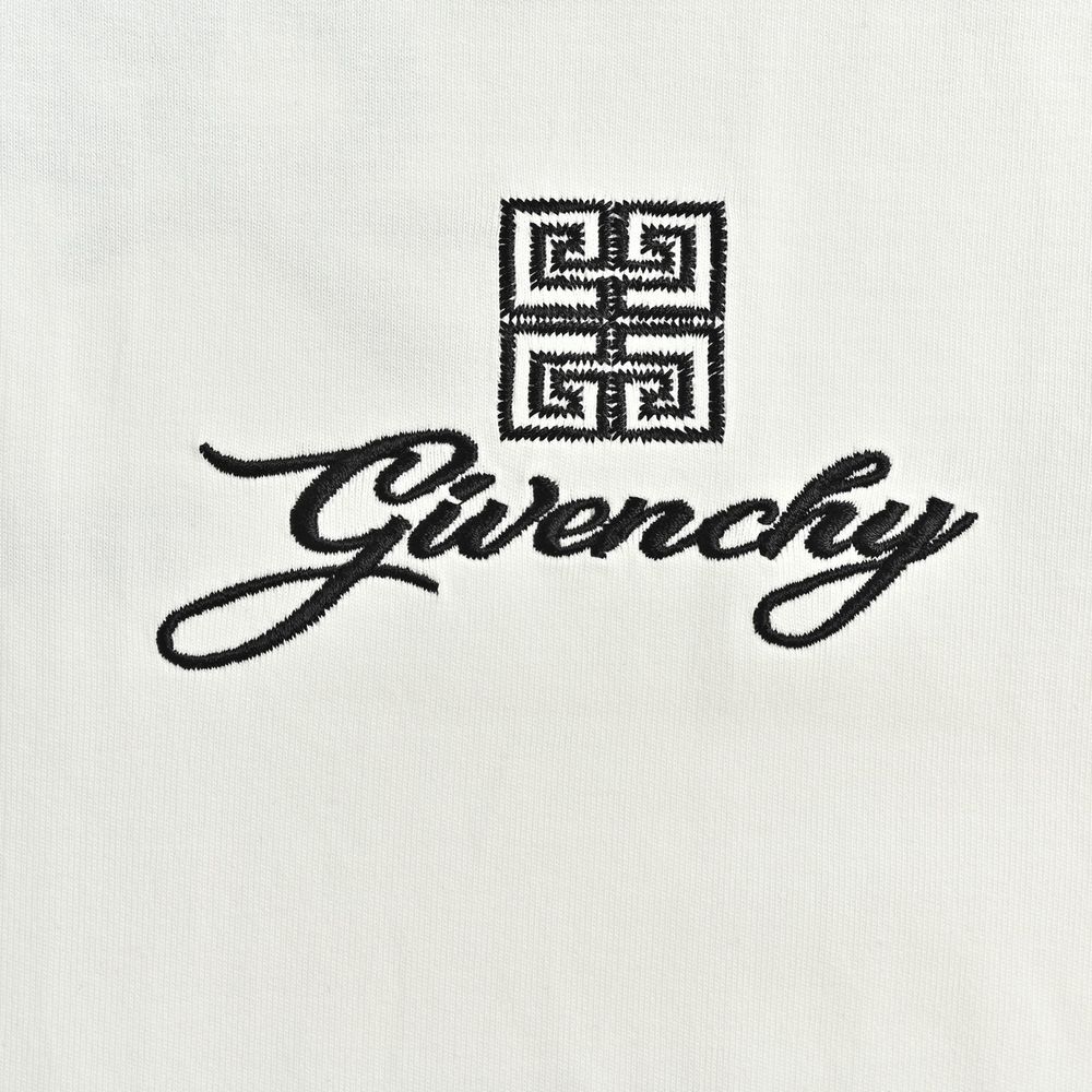 GIVENCHY T-shirts-046