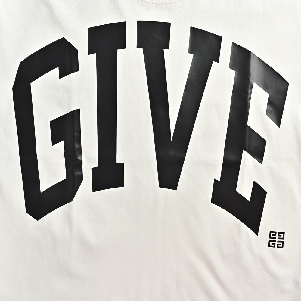 GIVENCHY T-shirts-044