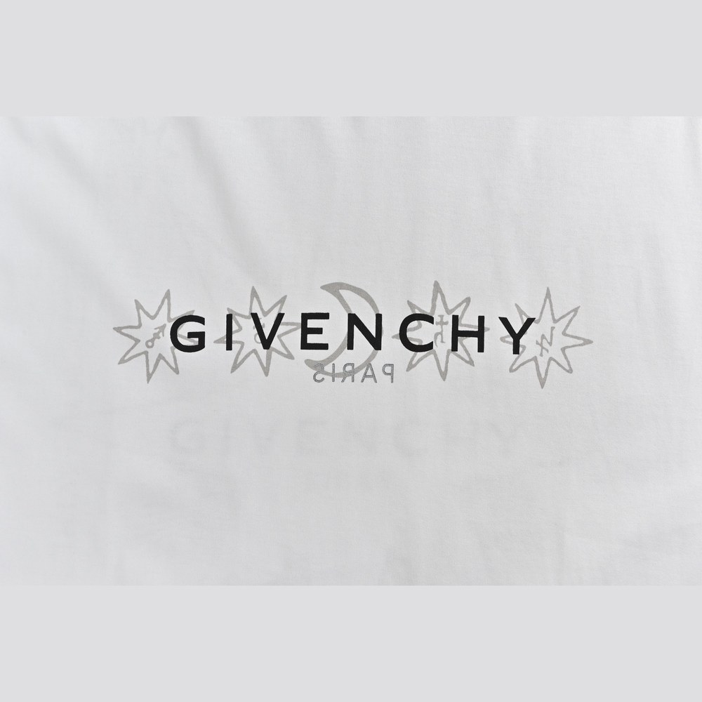 GIVENCHY T-shirts-066
