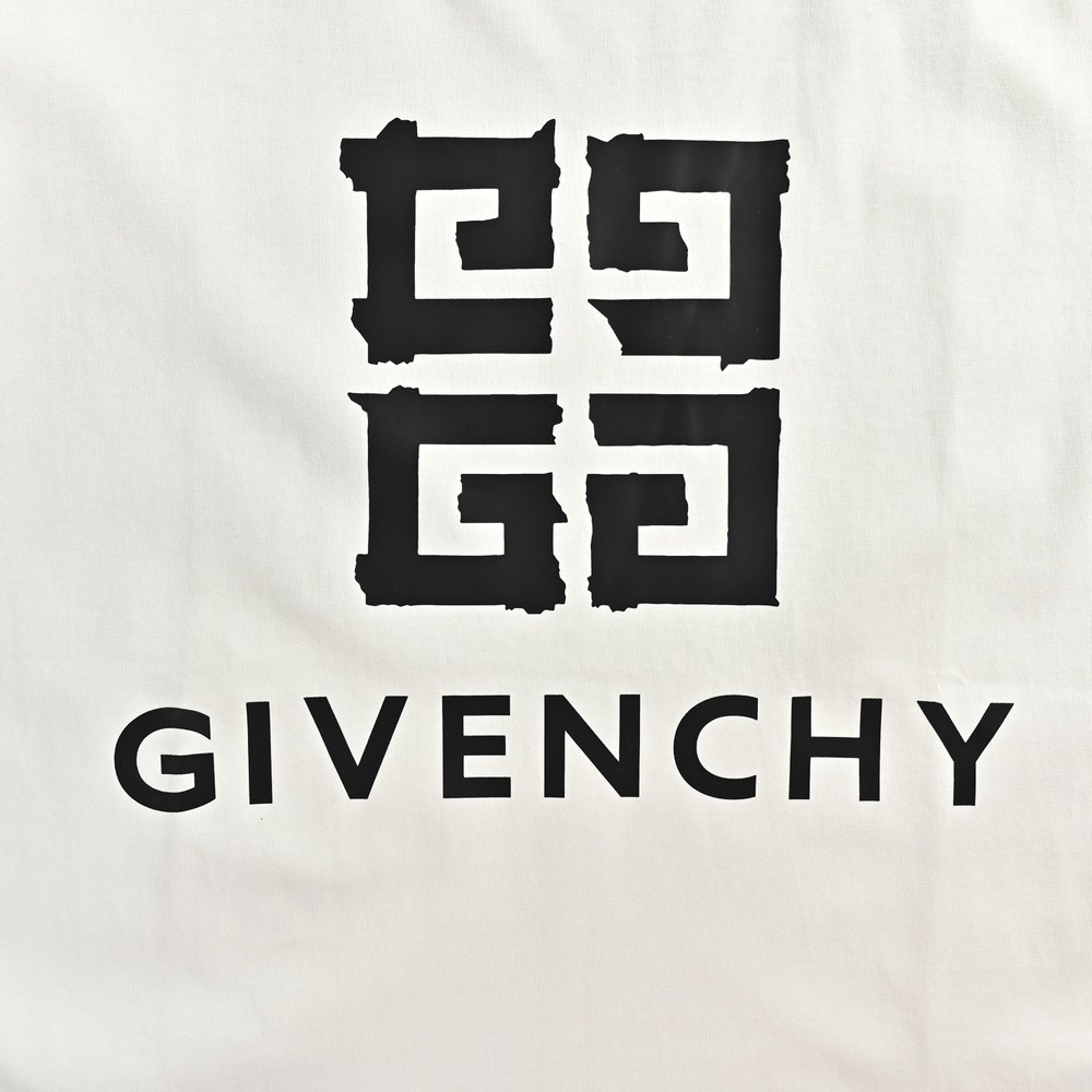 GIVENCHY T-shirts-043