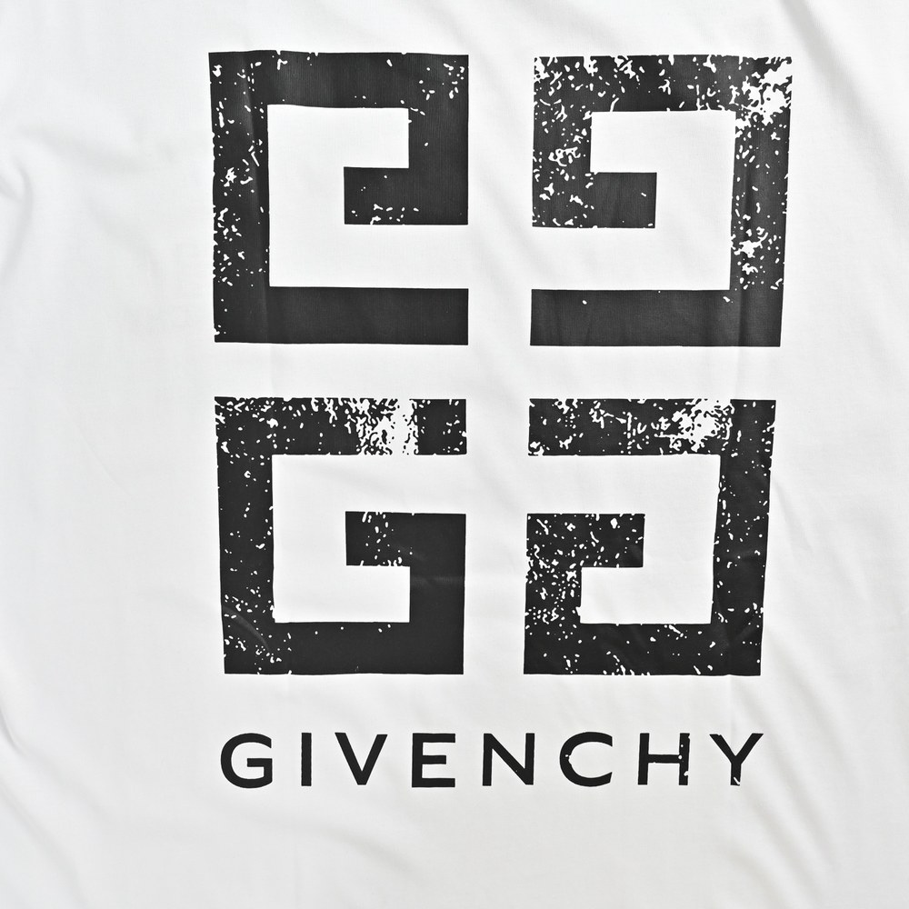 GIVENCHY T-shirts-088