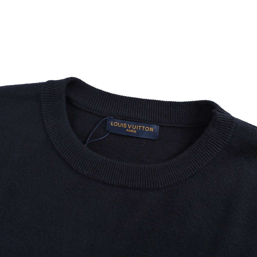 LV Sweater-450