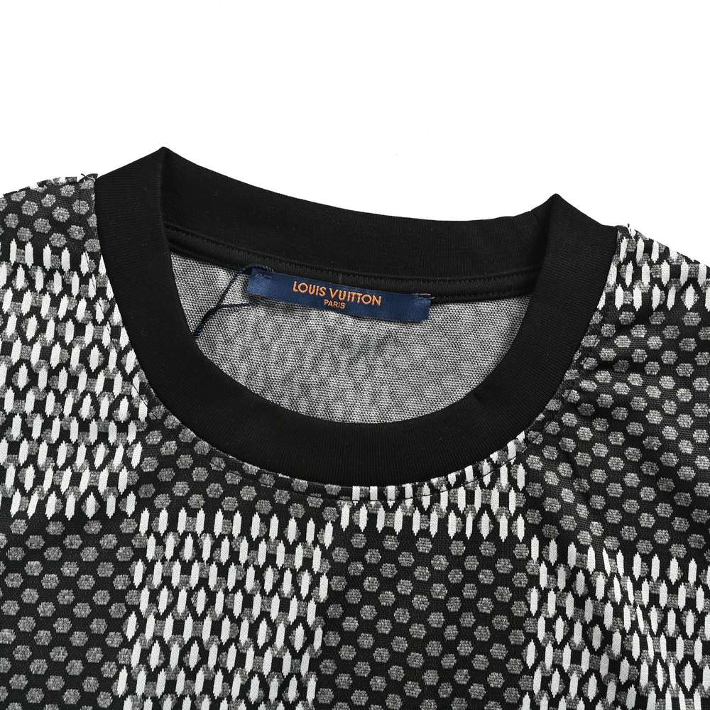 LV T-shirts-2632