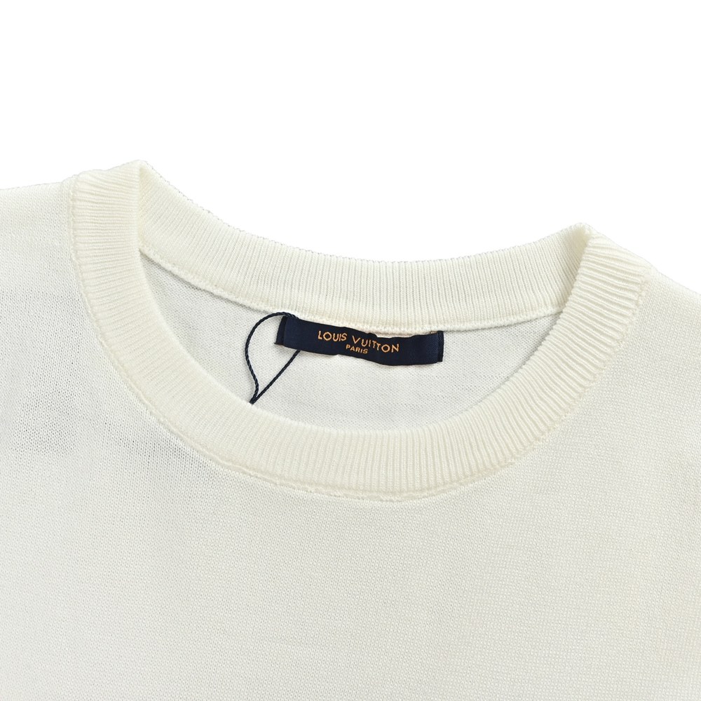 LV Sweater-457