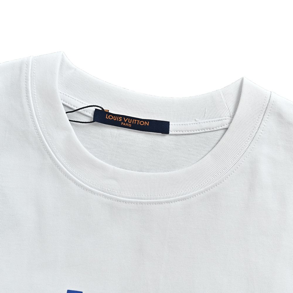 LV T-shirts-2600