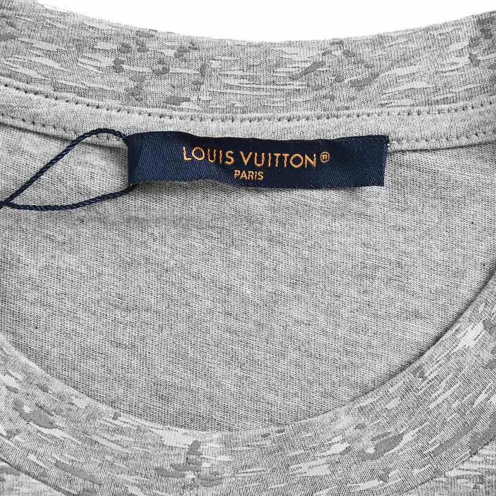 LV T-shirts-2892