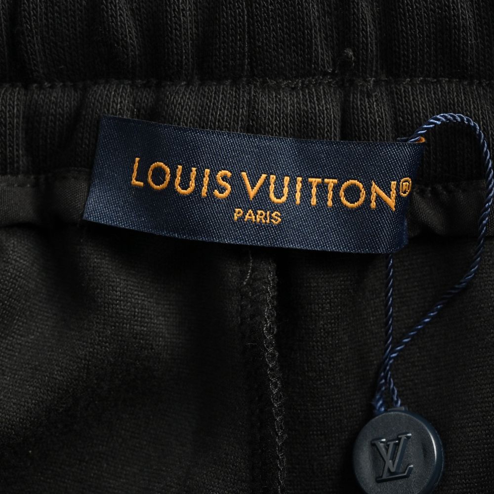 LV Shorts-276