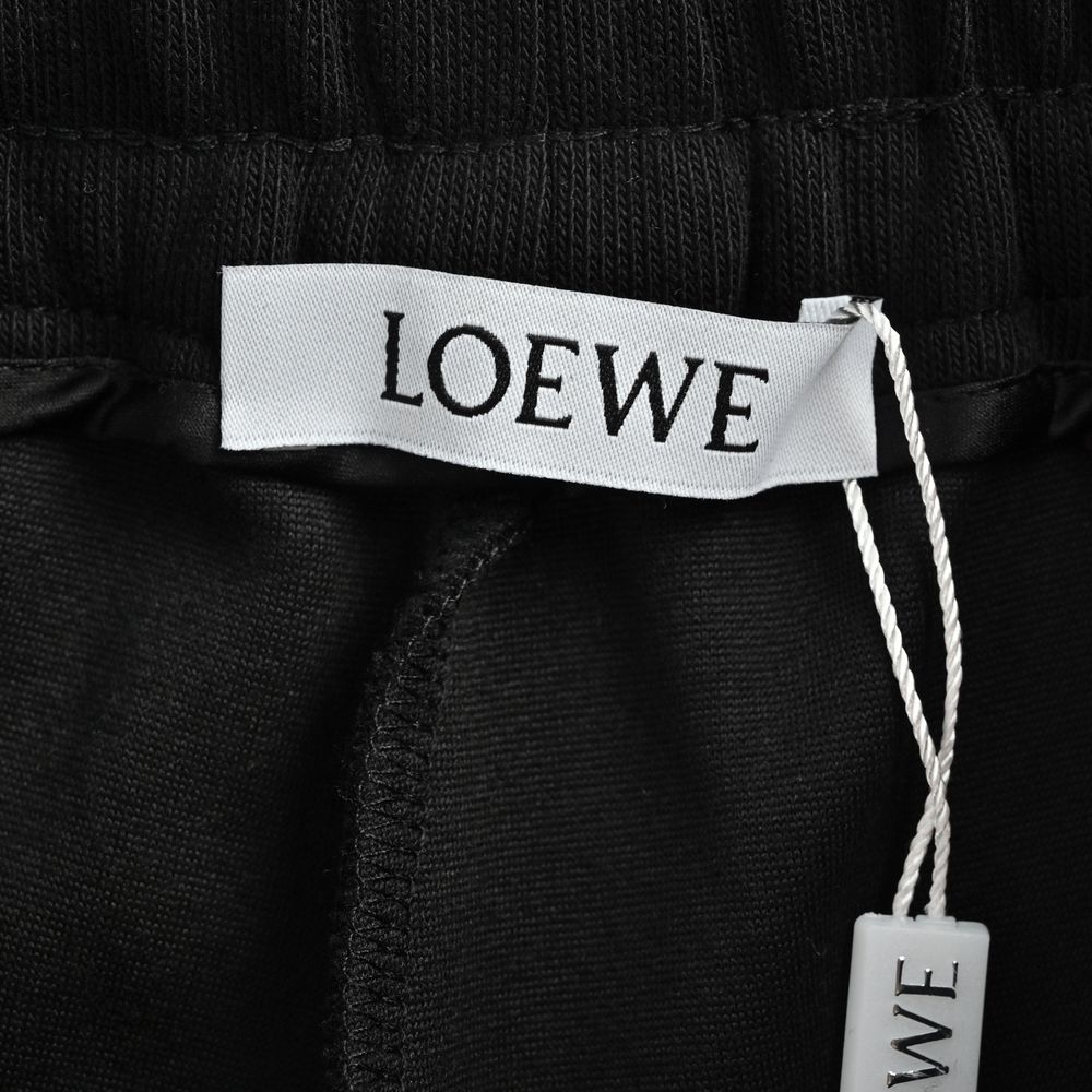 LOEWE Shorts-027
