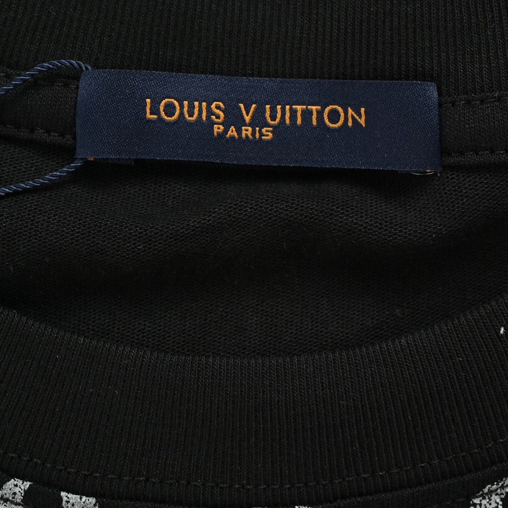 LV T-shirts-2443