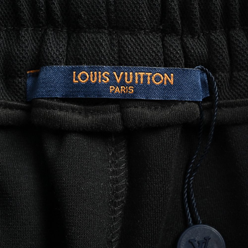 LV Shorts-330
